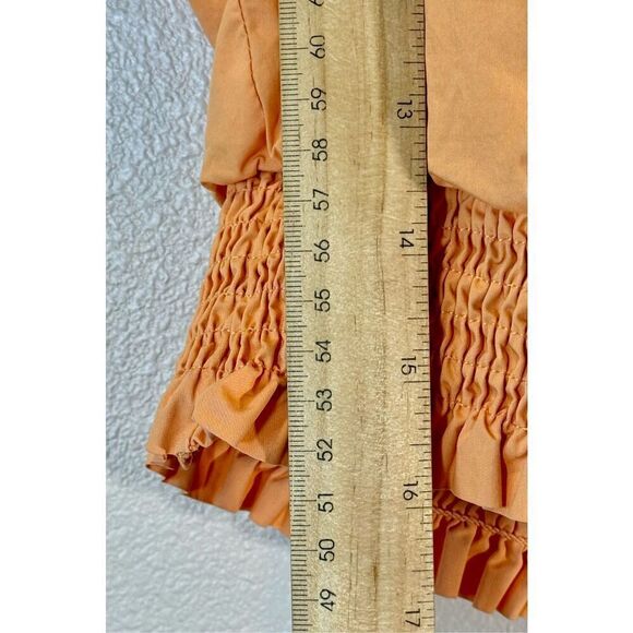 ASTR The Label Aldrin Off the Shoulders Puff Sleeve Smocked Waist Top Women's L - Picture 8 of 10